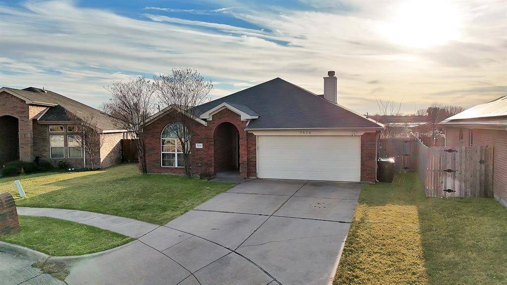 7426 Lake Front Trail, Arlington, TX 76002