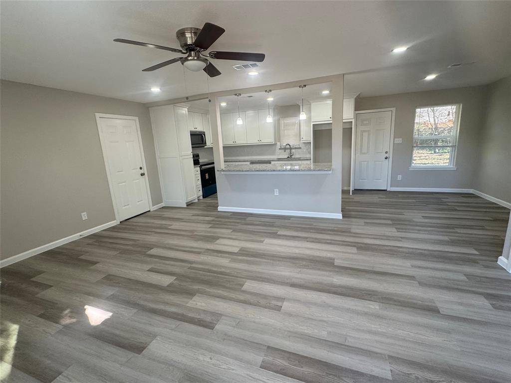 111 Minnie Drive, Itasca, TX 76055