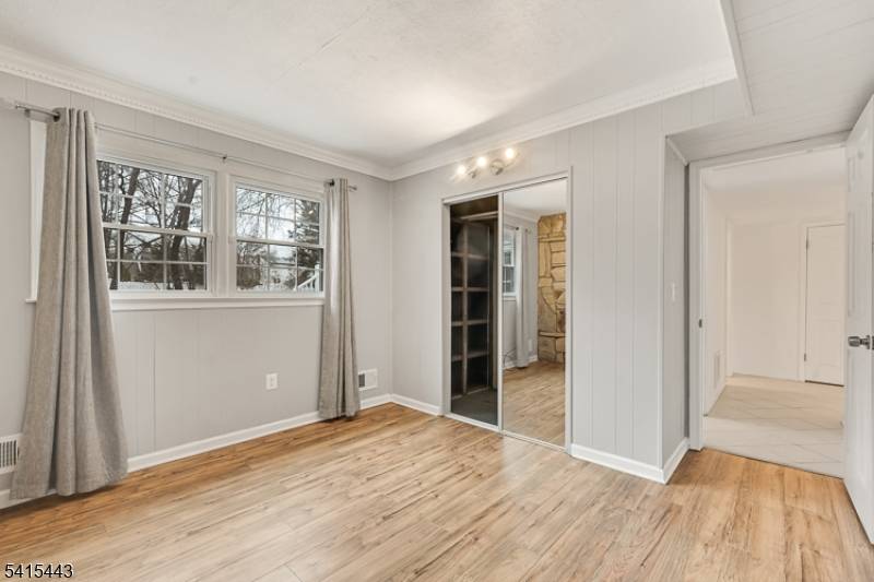 1035 Hillside Dr, North Brunswick Twp., NJ 08902