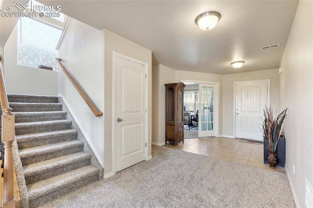 9515 Sand Myrtle DR, Colorado Springs, CO 80925