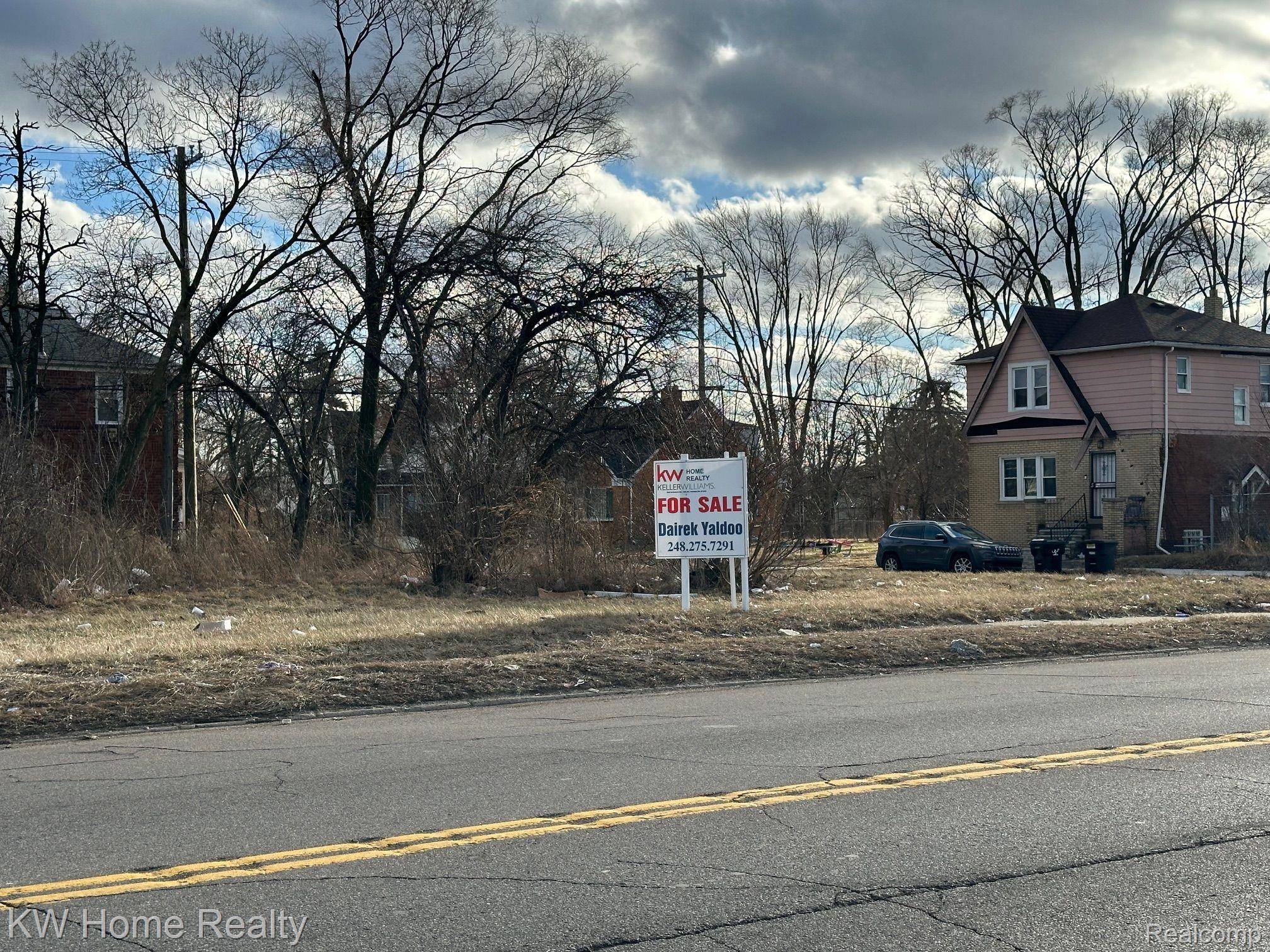 3302 E 7 MILE RD, Detroit, MI 48234