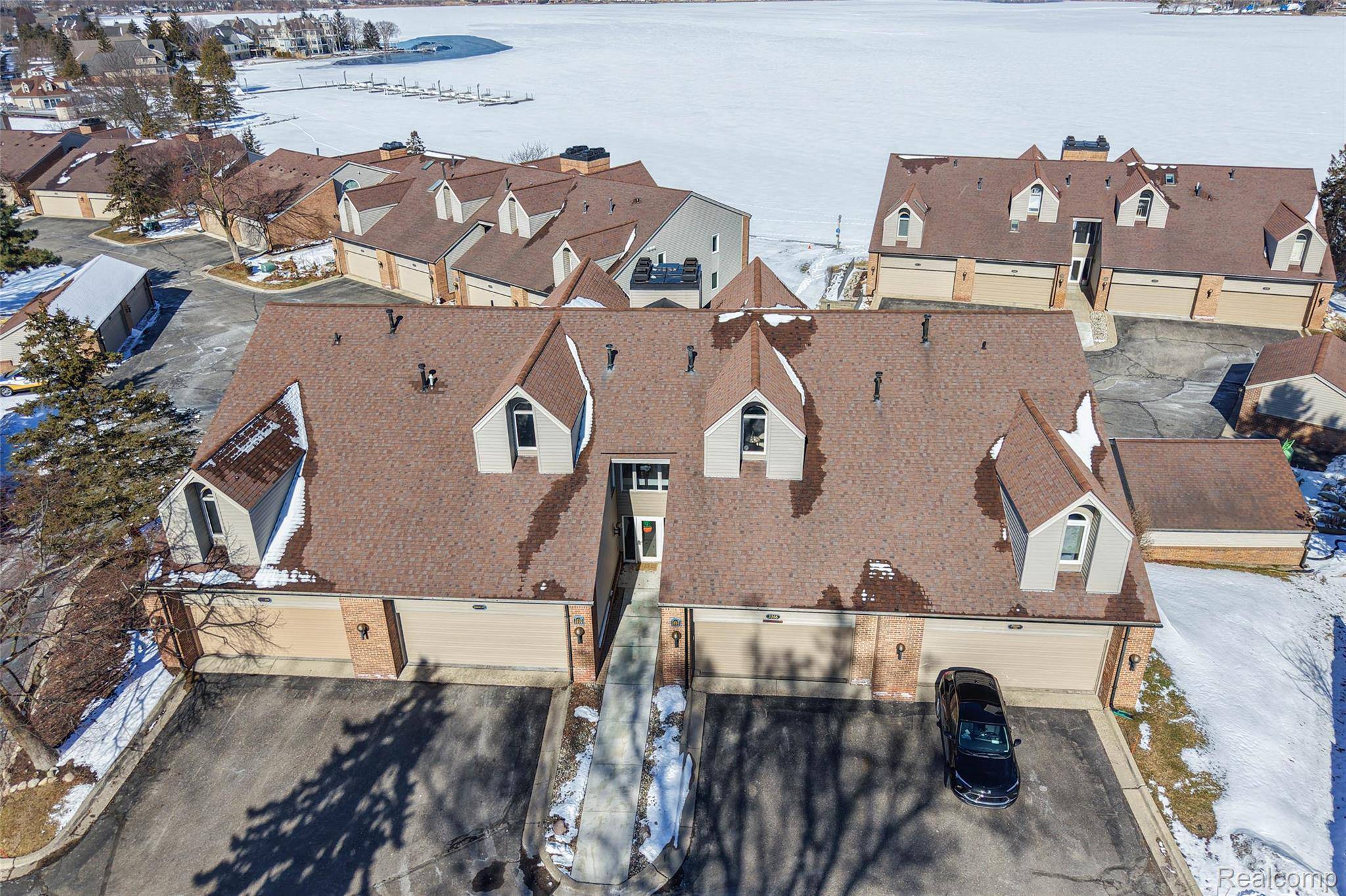 3364 Loon Lake CT, Waterford Charter Township, MI 48329