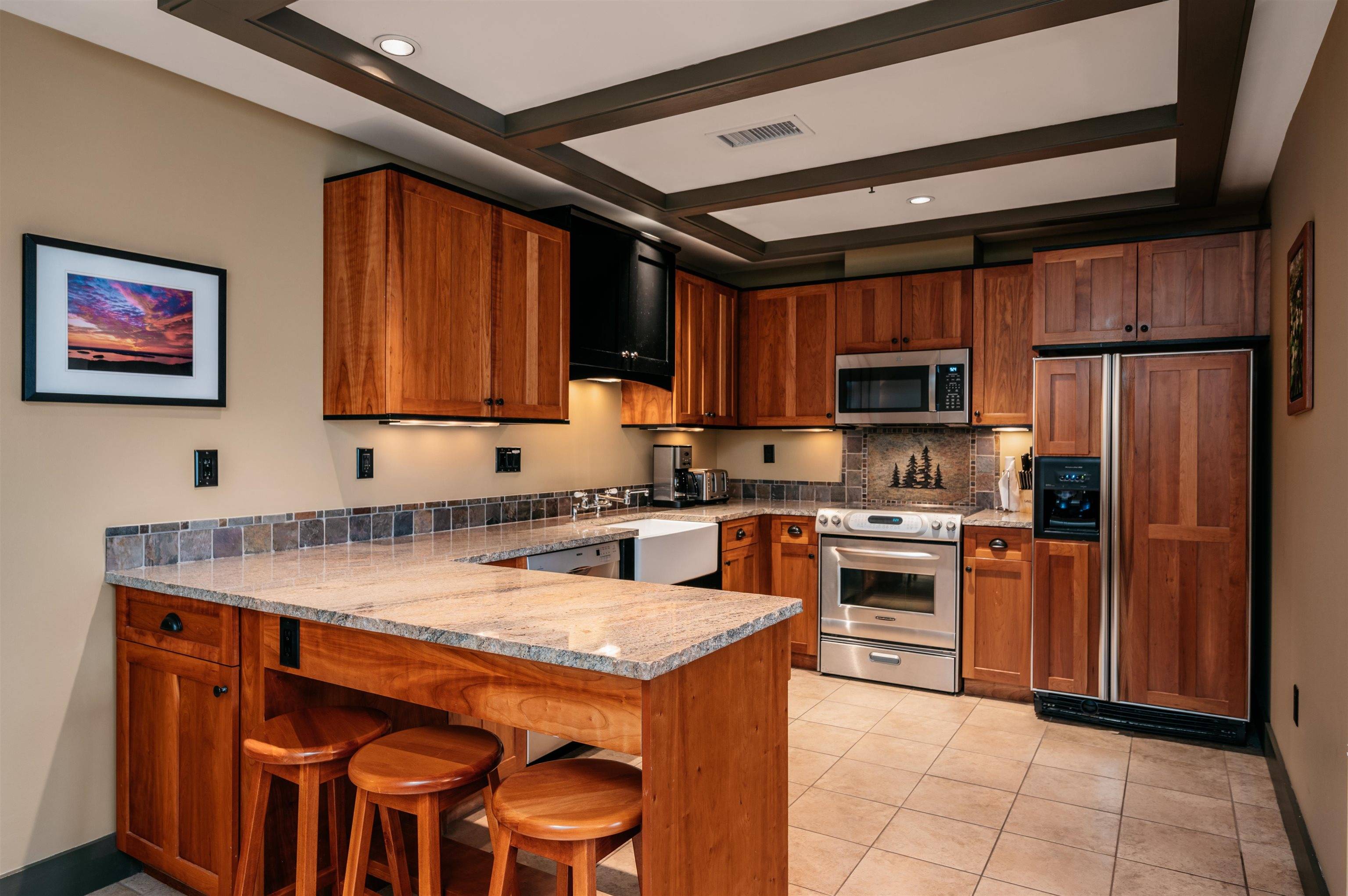 2035 N US-31 N, East Bay Twp, MI 49686