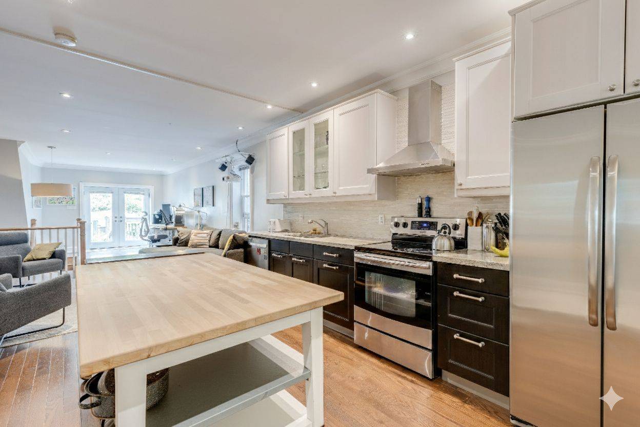 412 Wellesley ST E, Toronto C08, ON M4X 1H6