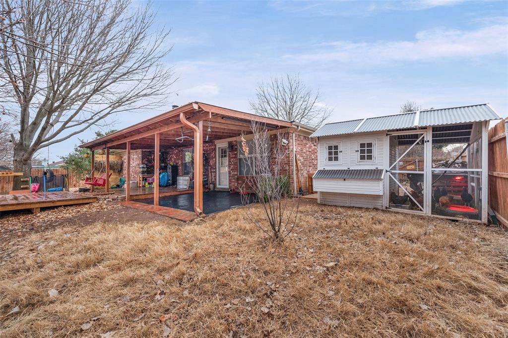 217 King Arthur Drive, Weatherford, TX 76086