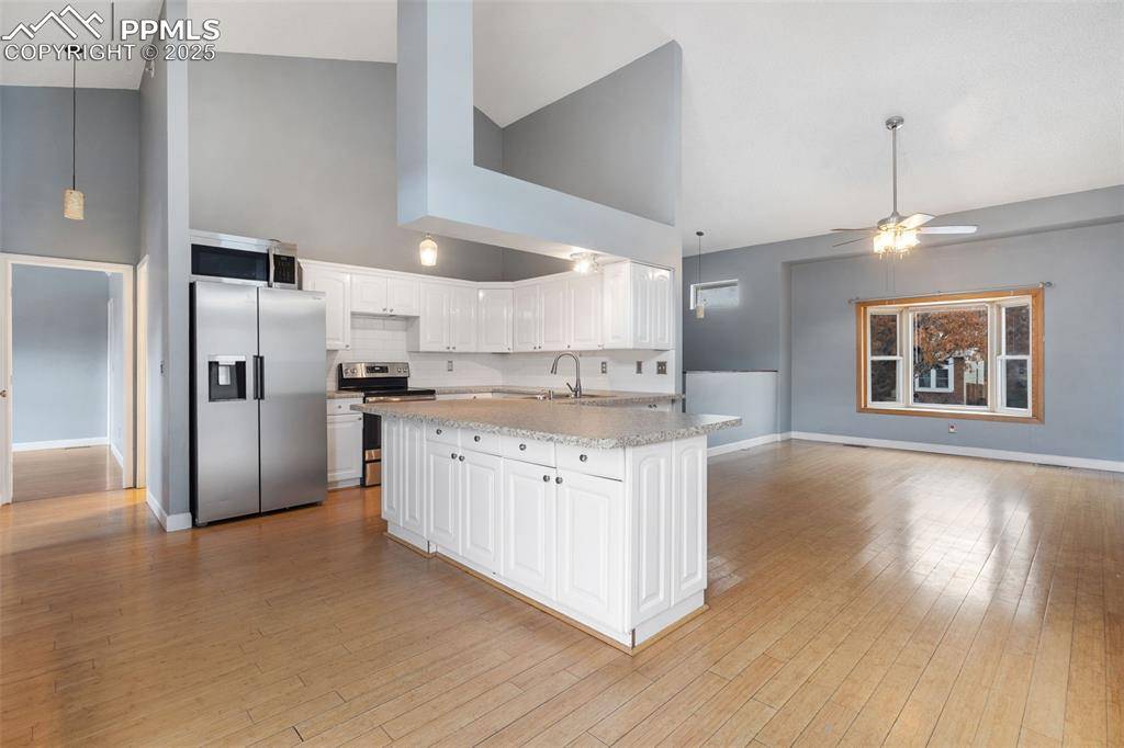 4548 Anvil DR, Colorado Springs, CO 80925