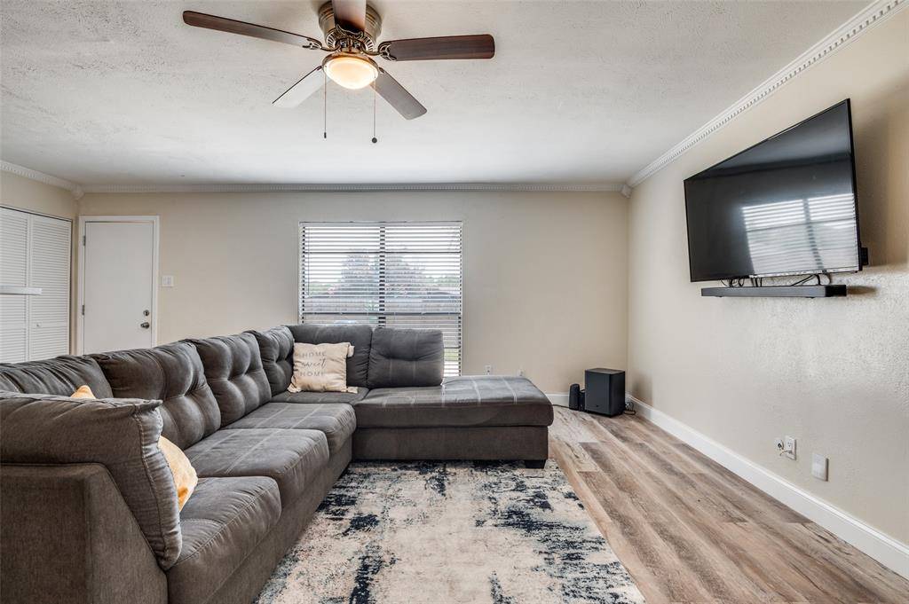 10222 Red Maple Drive, Dallas, TX 75249