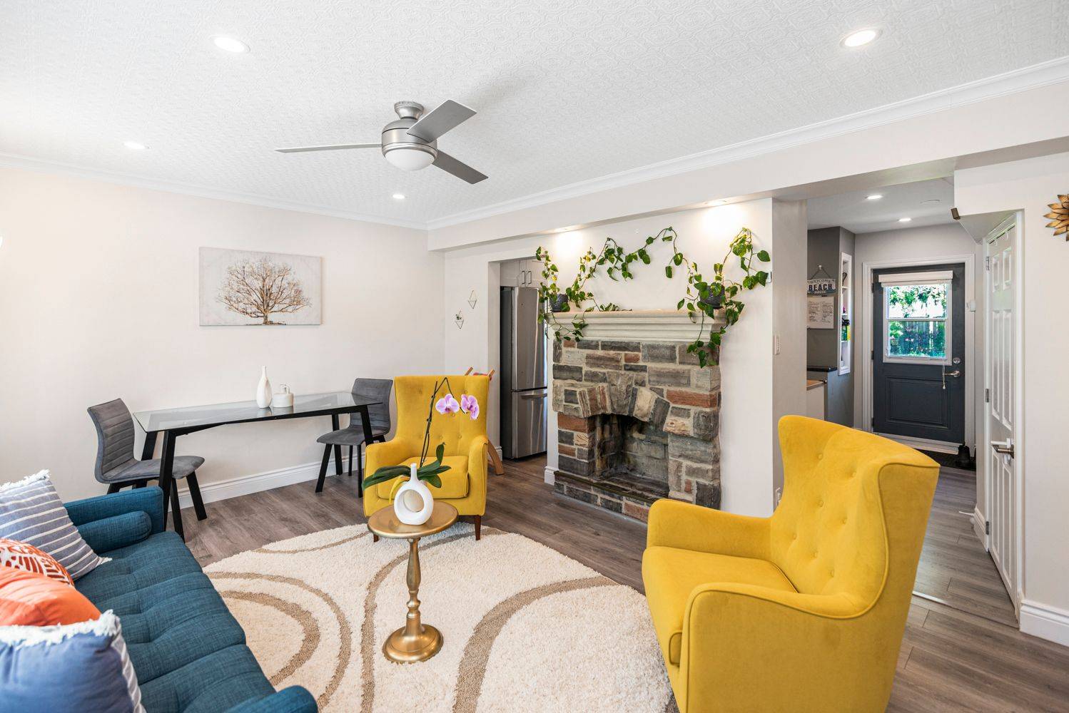 2055 Churchill AVE, Burlington, ON L7R 3T8