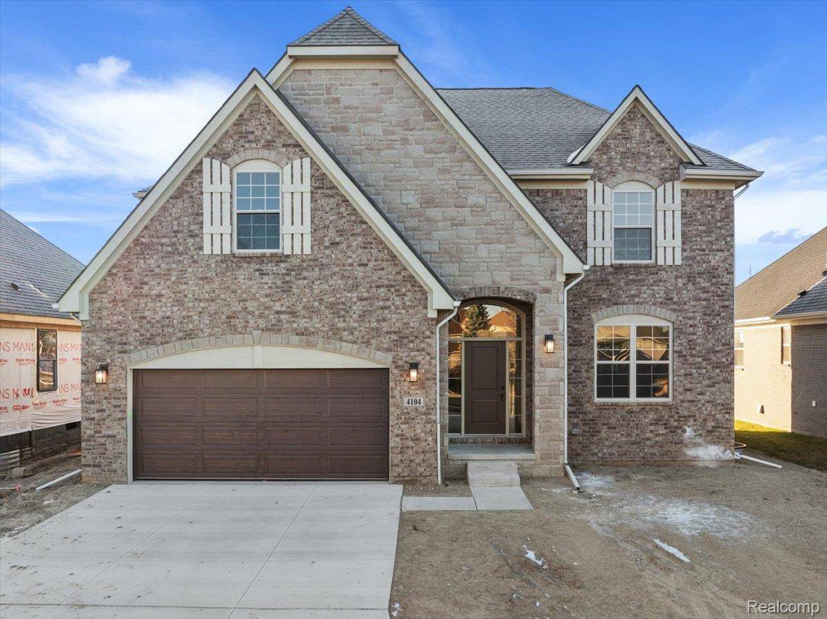 42435 Magnolia DR, Sterling Heights, MI 48314