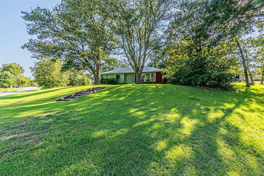 713 N Washington Street, Grand Saline, TX 75140