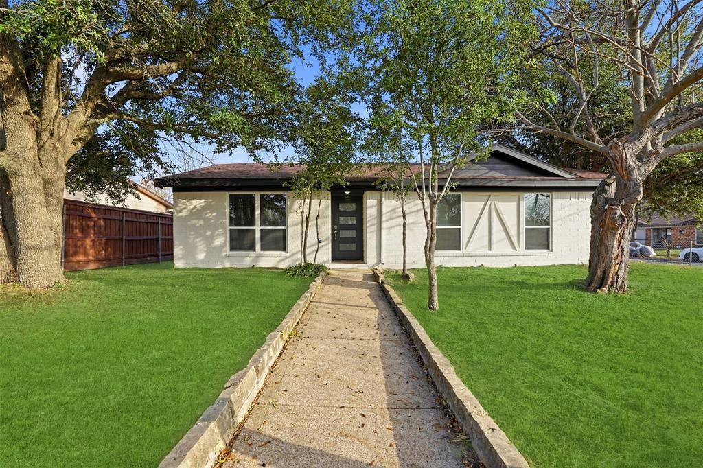 8949 Shorelark Drive, Dallas, TX 75217