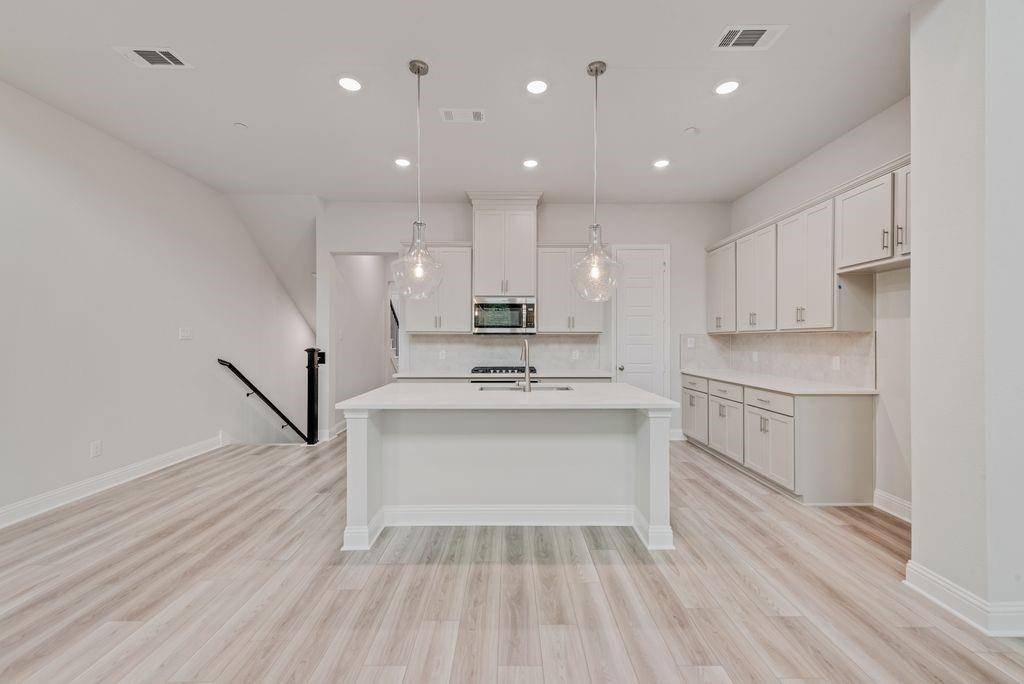 8159 Challenger Lane, Frisco, TX 75034