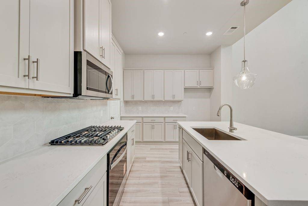 8159 Challenger Lane, Frisco, TX 75034