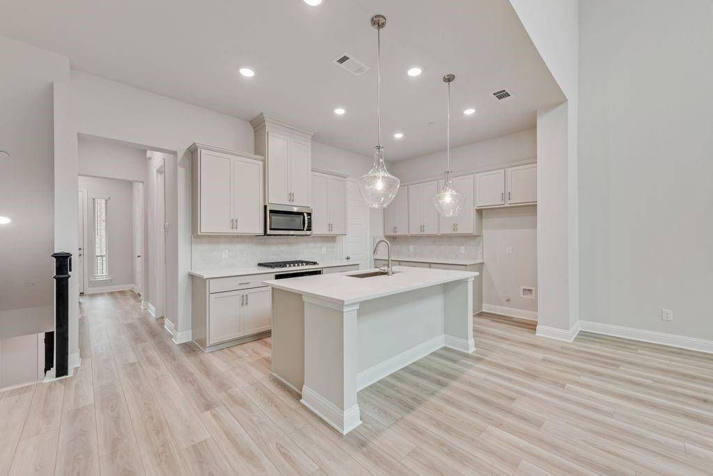 8159 Challenger Lane, Frisco, TX 75034