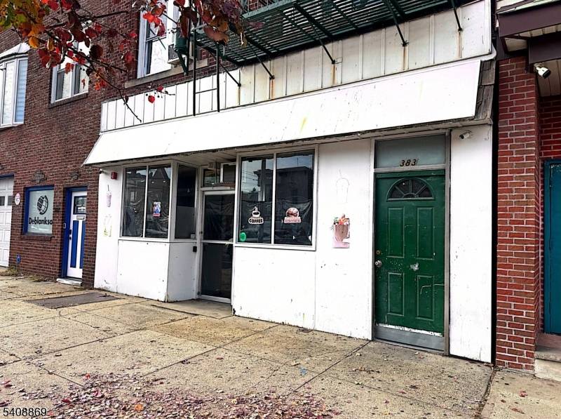 383 Avenue C, Bayonne City, NJ 07002