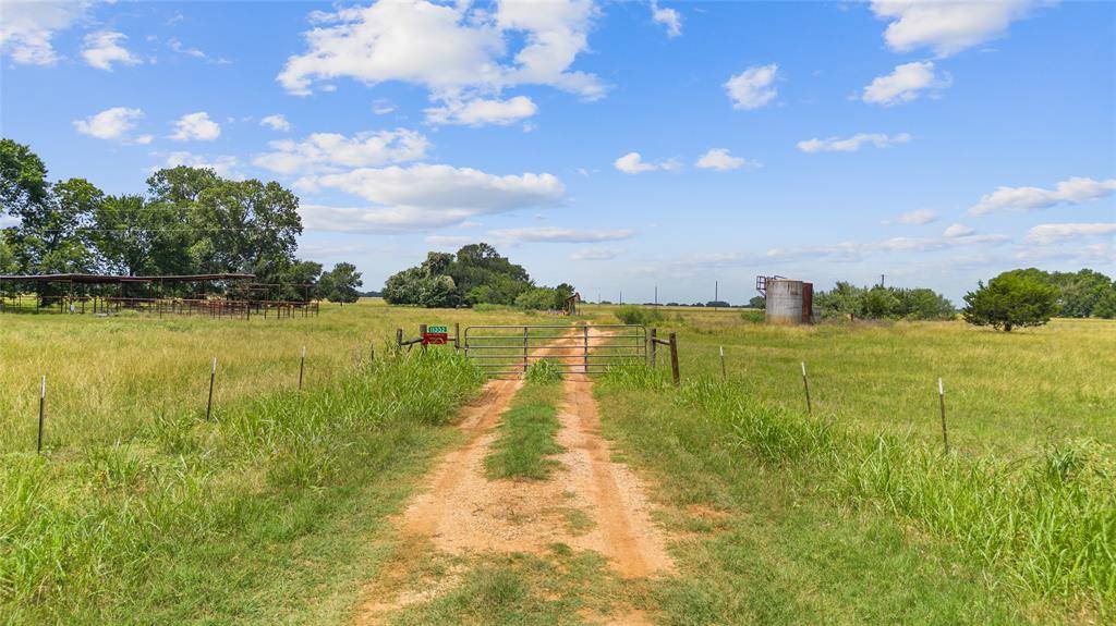 11332 C.R. 318, Caldwell, TX 77836