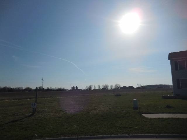 385 Gemstone DR, Alma, MI 48801