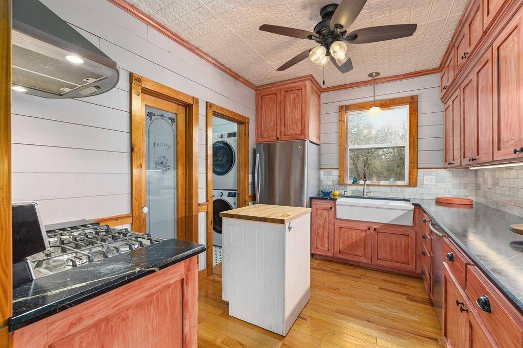 6171 County Road 334, Blanket, TX 76432