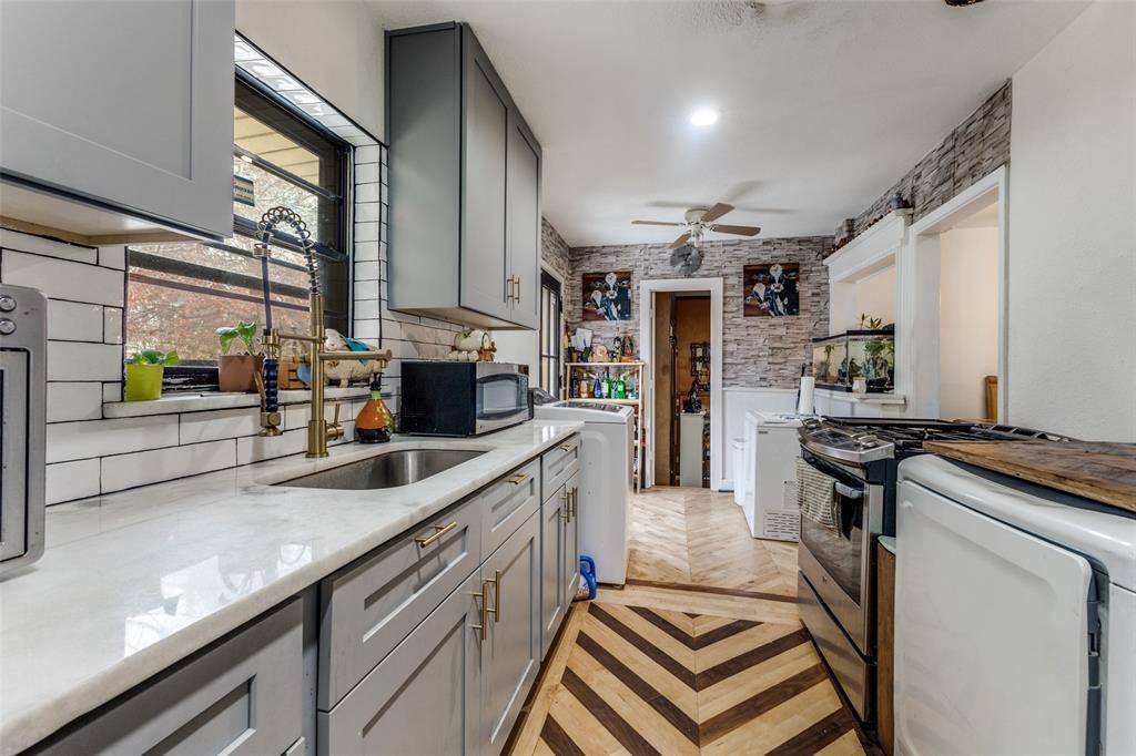 11103 Tascosa Street, Dallas, TX 75228