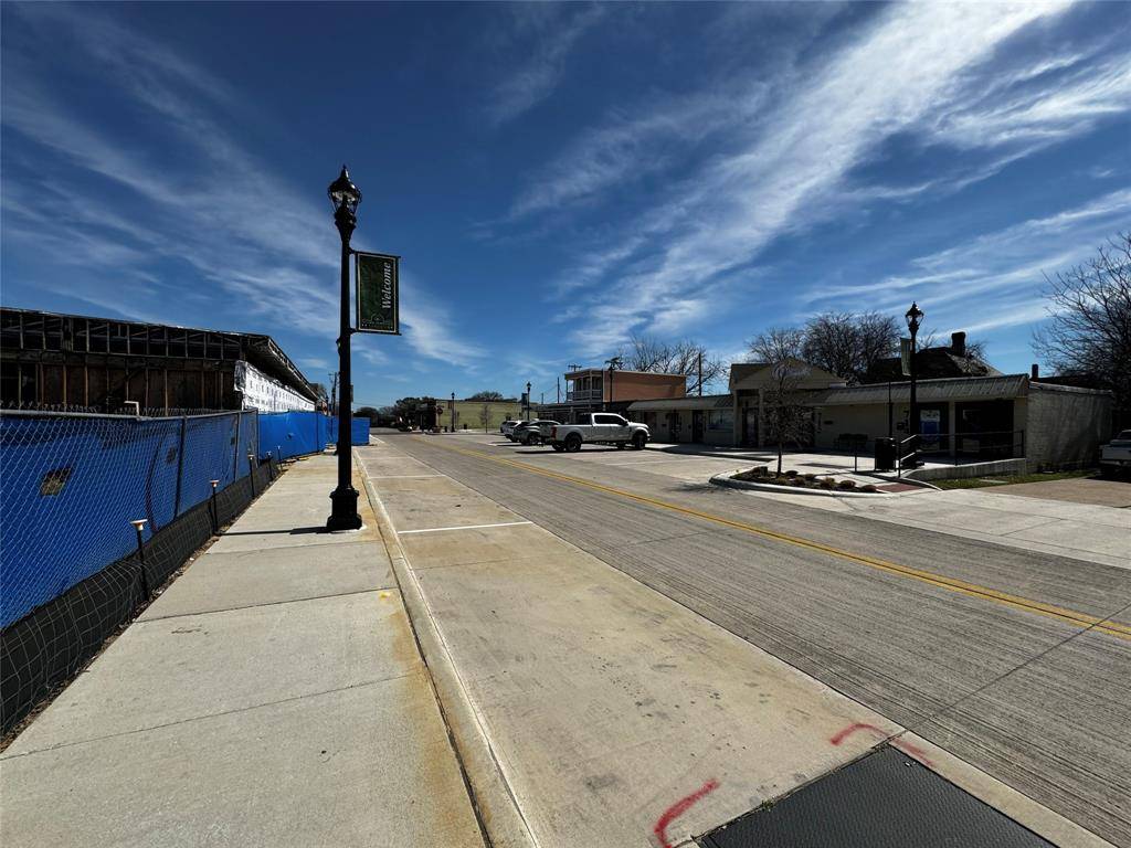 708 Cedar Street, Cedar Hill, TX 75104