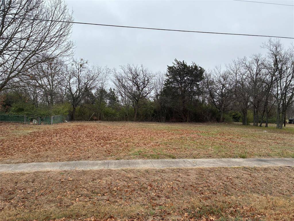 1118 N Lancaster Hutchins Road, Lancaster, TX 75146