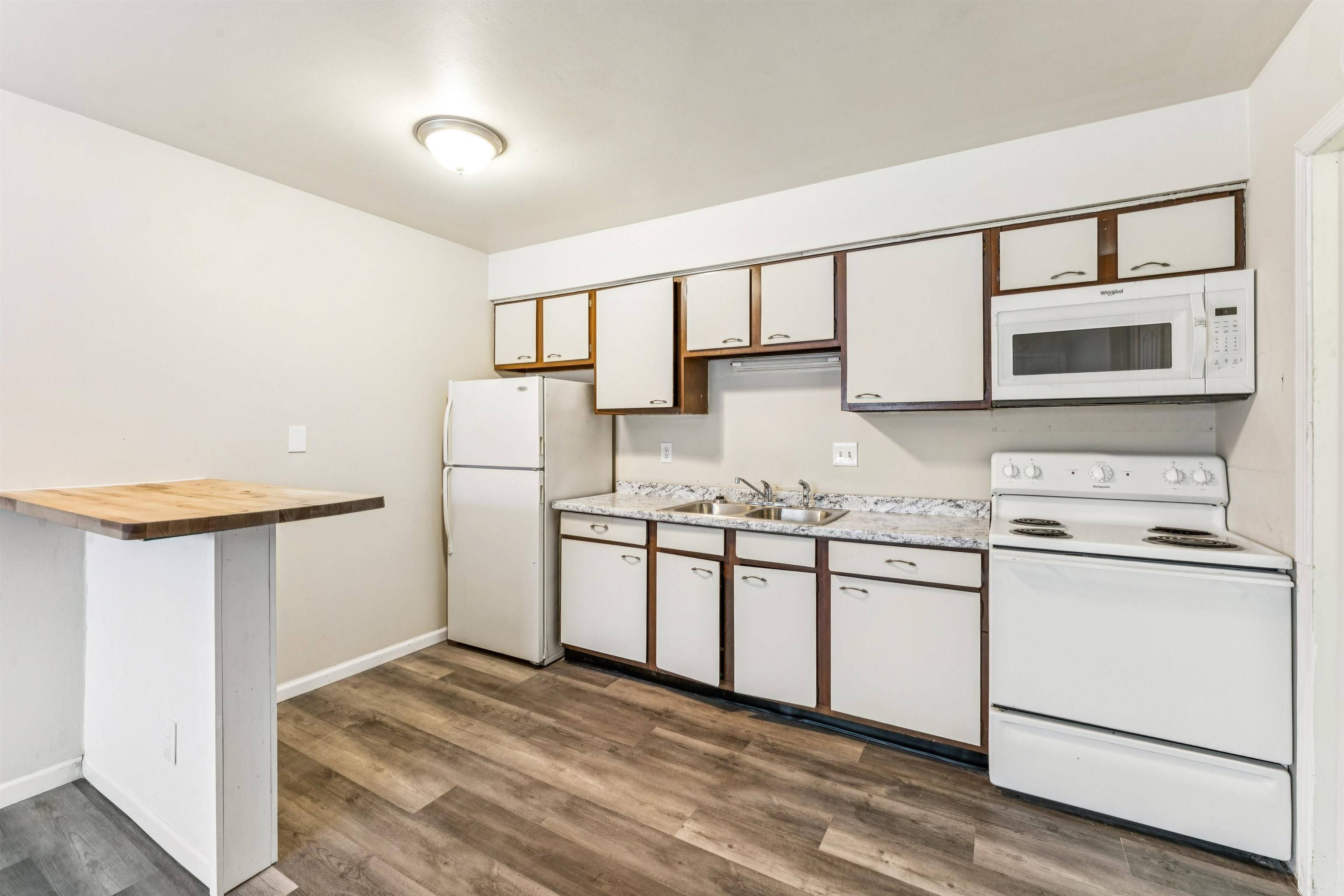 3817 Lippincott Apt 13 BLVD, Flintcity_genesee, MI 48507