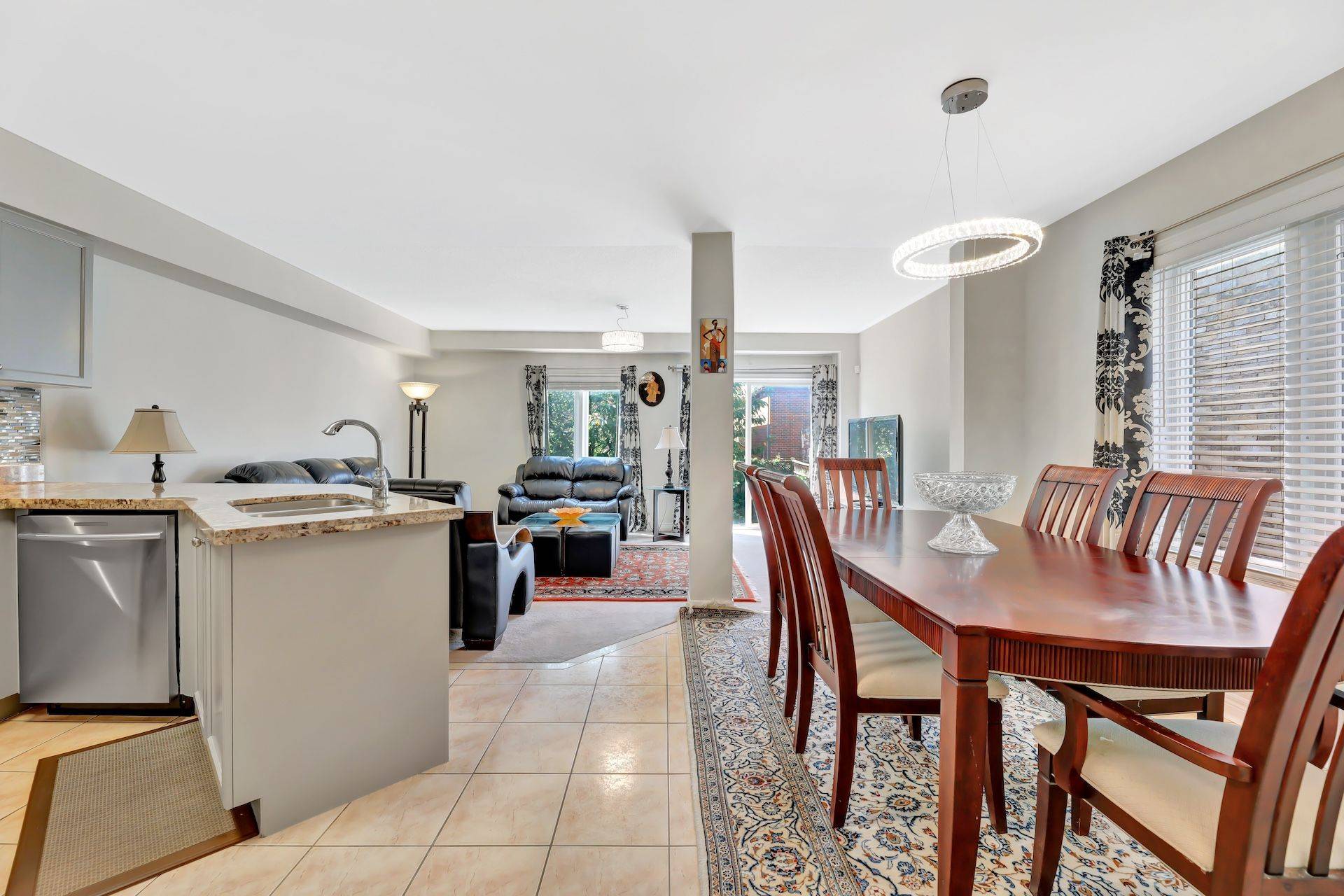 62 Martini DR, Richmond Hill, ON L4S 2T7