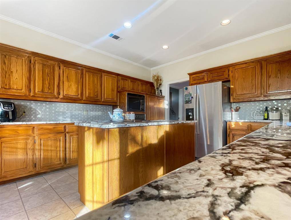 14023 Highmark Square, Dallas, TX 75254