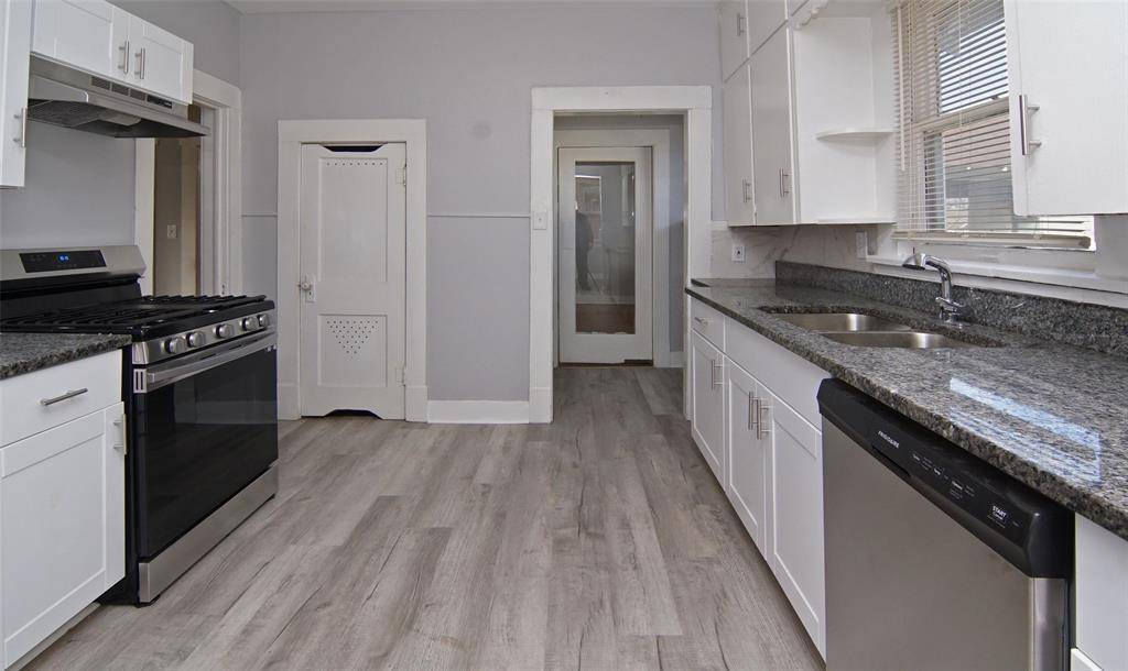 2121 Fairmount Avenue, Fort Worth, TX 76110