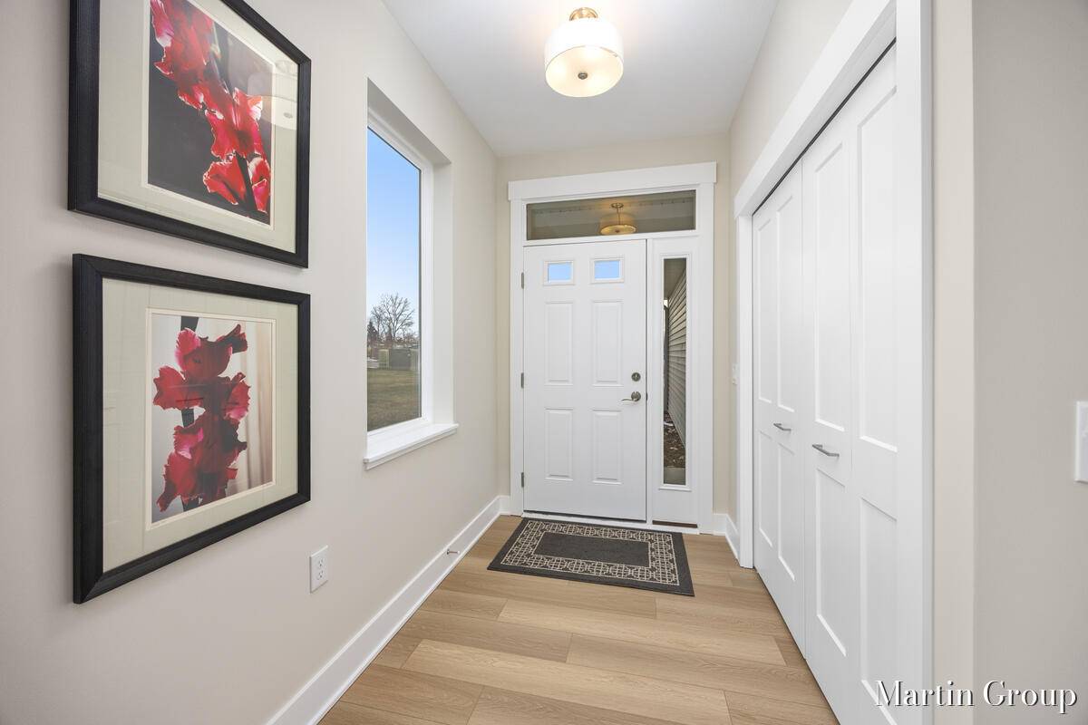 2247 Watertown WAY NE, City Of Grand Rapids, MI 49505