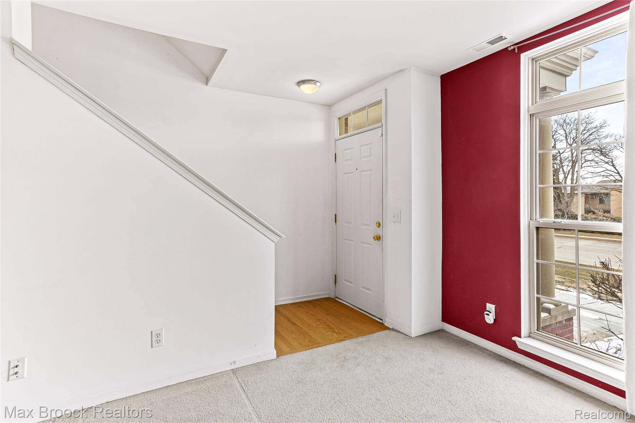 3086 CAMDEN DR, Troy, MI 48084