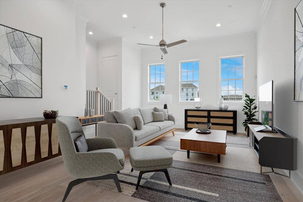 14954 Oak Street, Addison, TX 75001