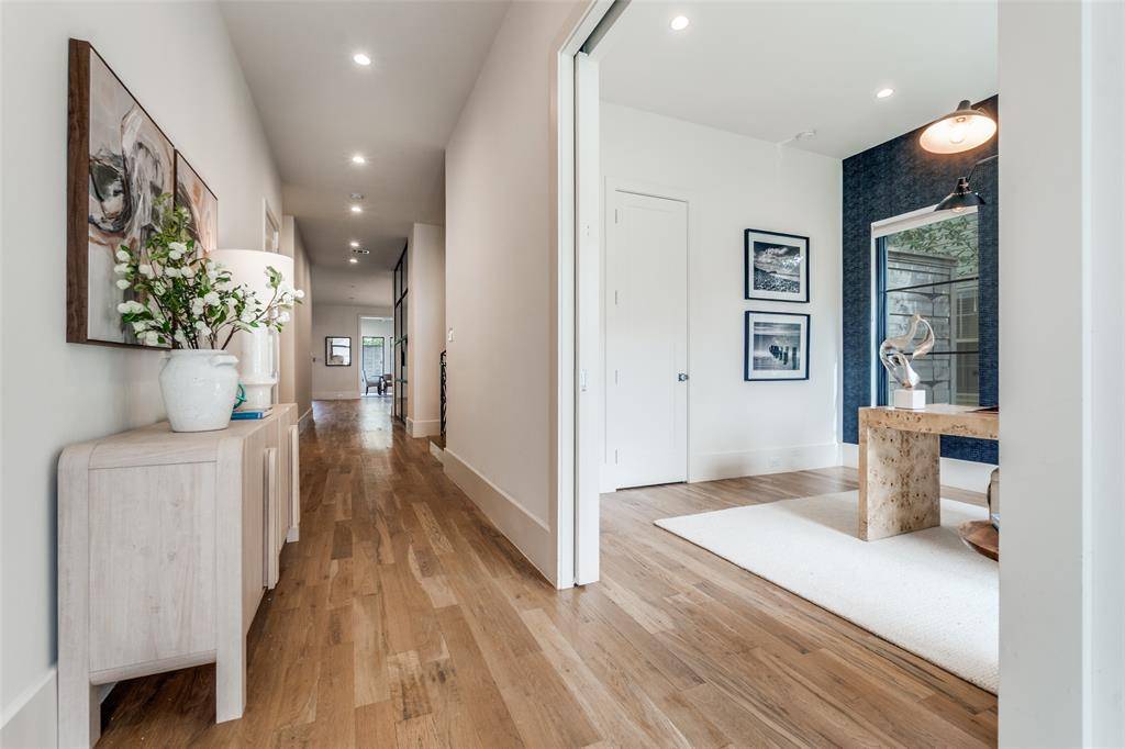 5111 W Amherst Avenue, Dallas, TX 75209