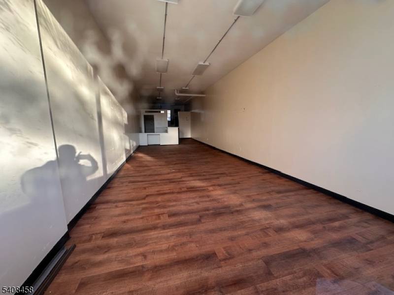 185 N Washington Ave, Bergenfield Boro, NJ 07621