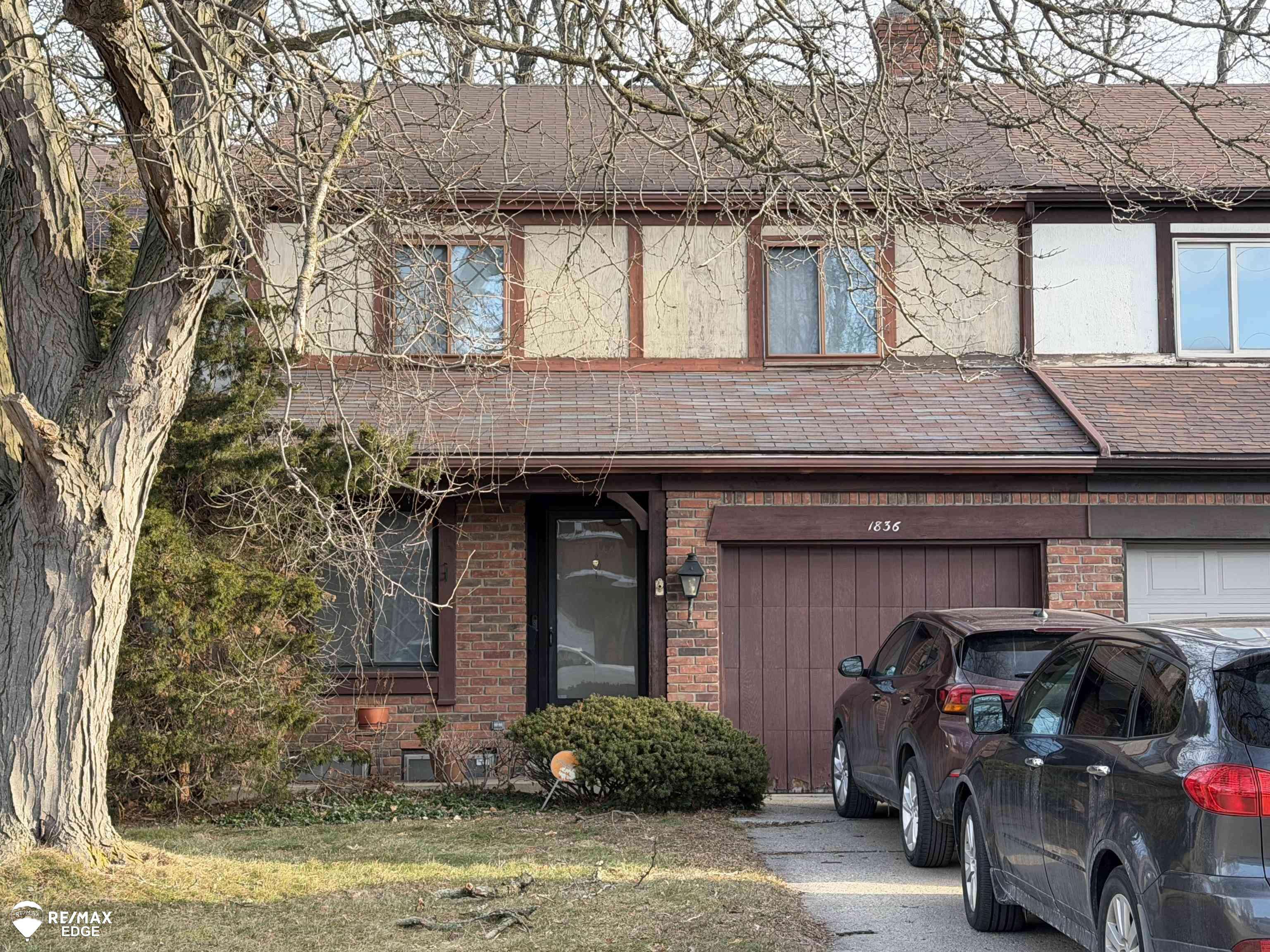 1836 Willowbrook CIR, Flint, MI 48507