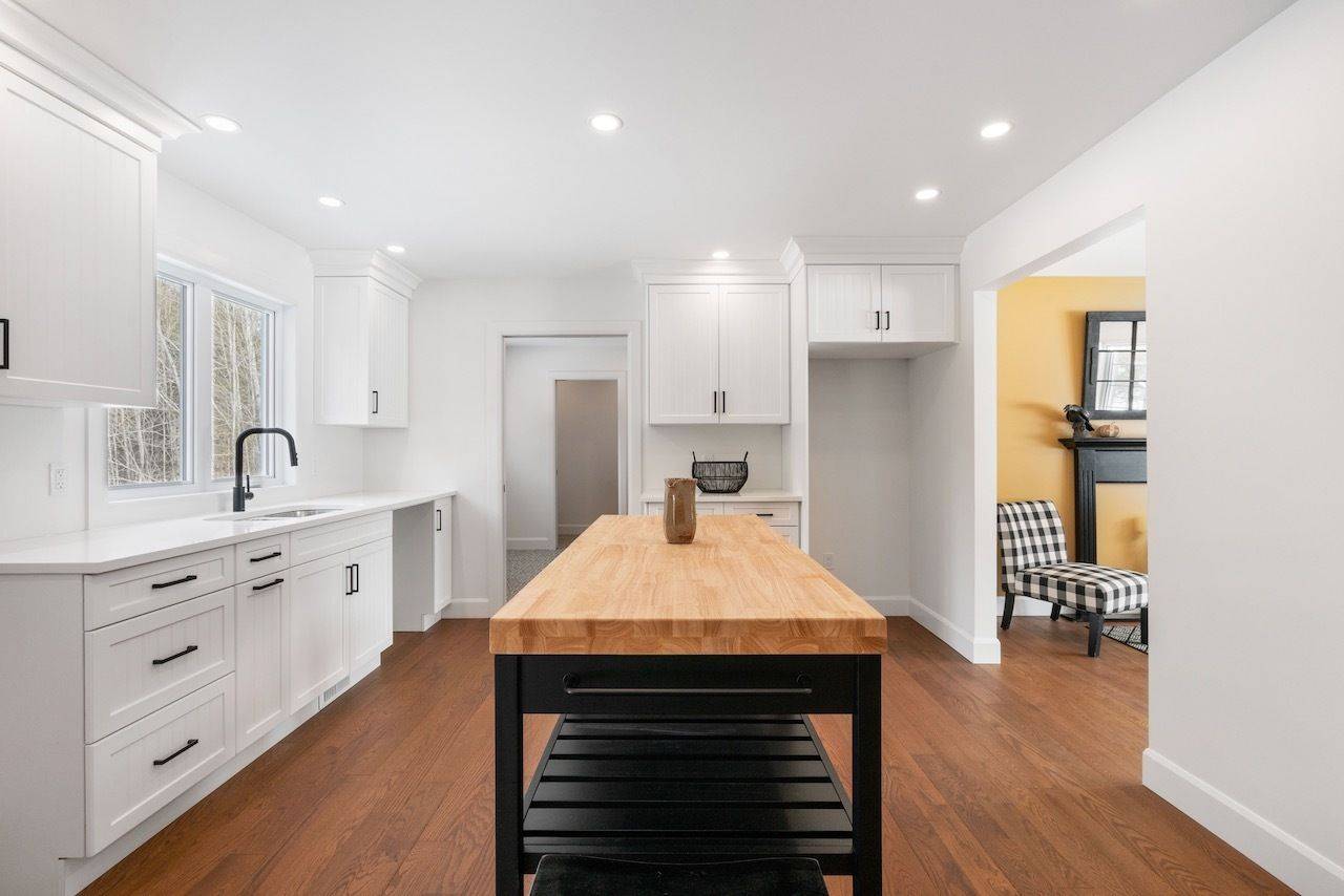 3720 Barton RD, Augusta, ON K0E 1T0