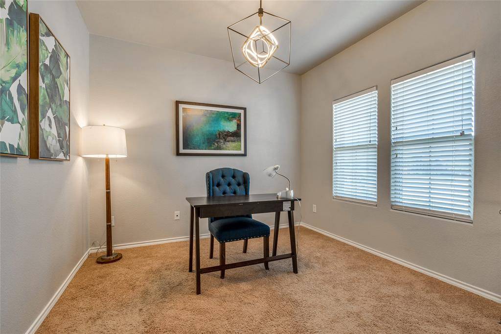 400 Cameron Hill Point, Fort Worth, TX 76134