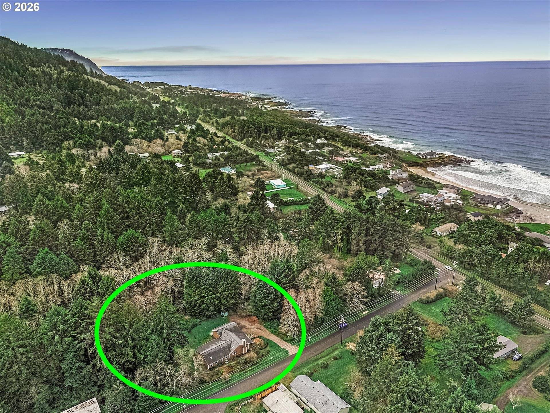 150 NE STARR CREEK DR, Yachats, OR 97498