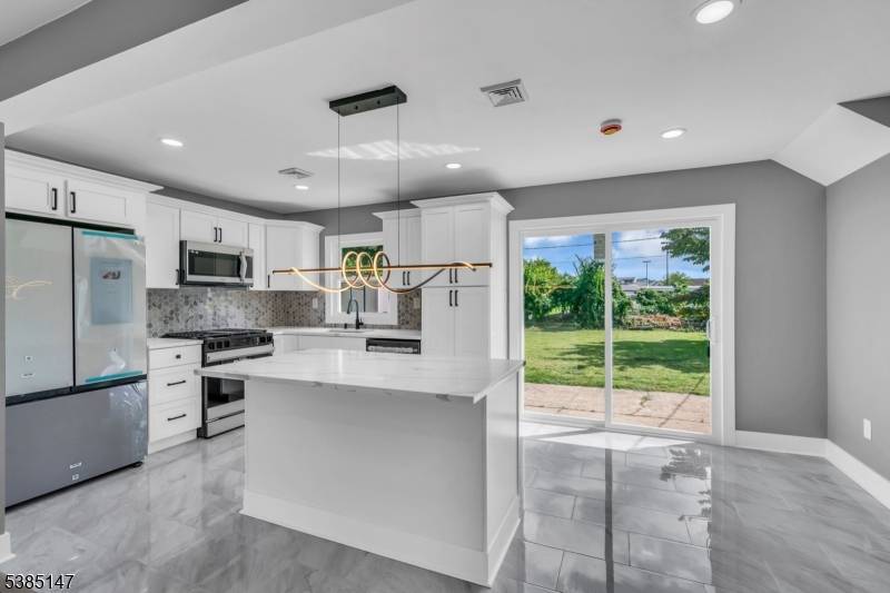 14 Melbourne Ln, Willingboro Twp., NJ 08046