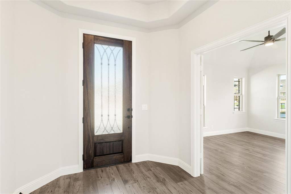 404 Atlas Cedar Drive, Glenn Heights, TX 75154