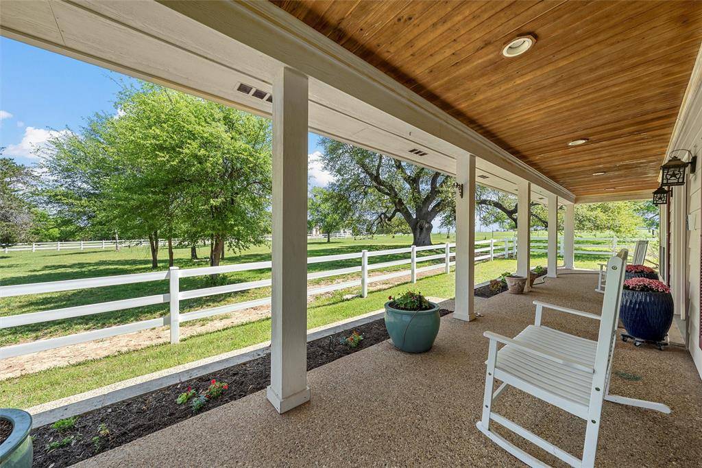 465 Austin Hines Drive, China Spring, TX 76633