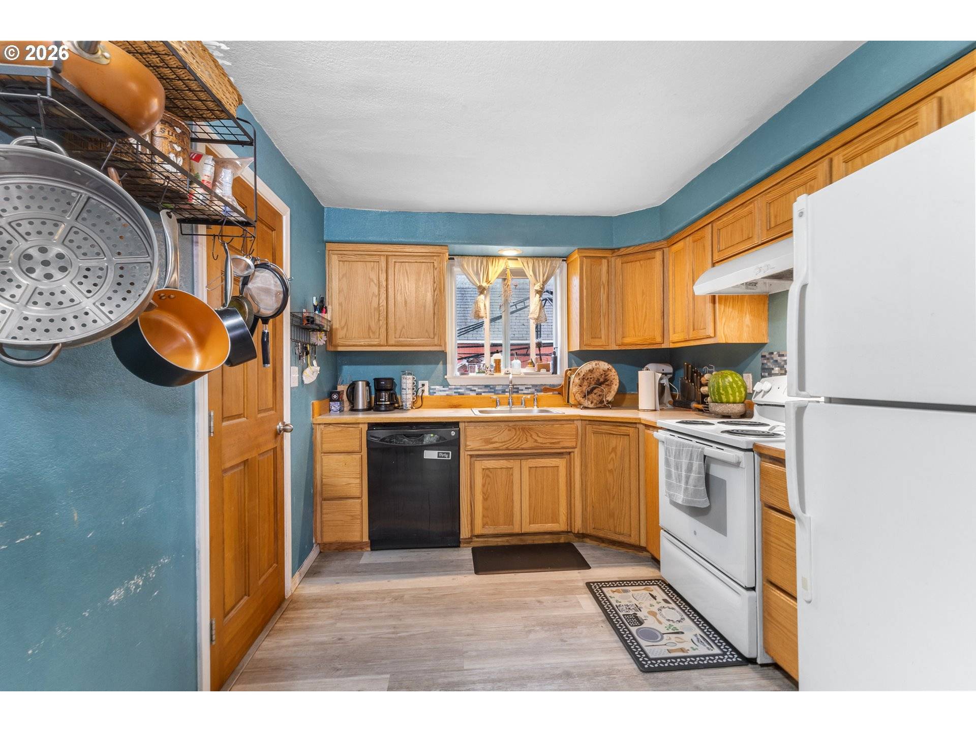 2045 LIBERTY ST NE, Salem, OR 97301