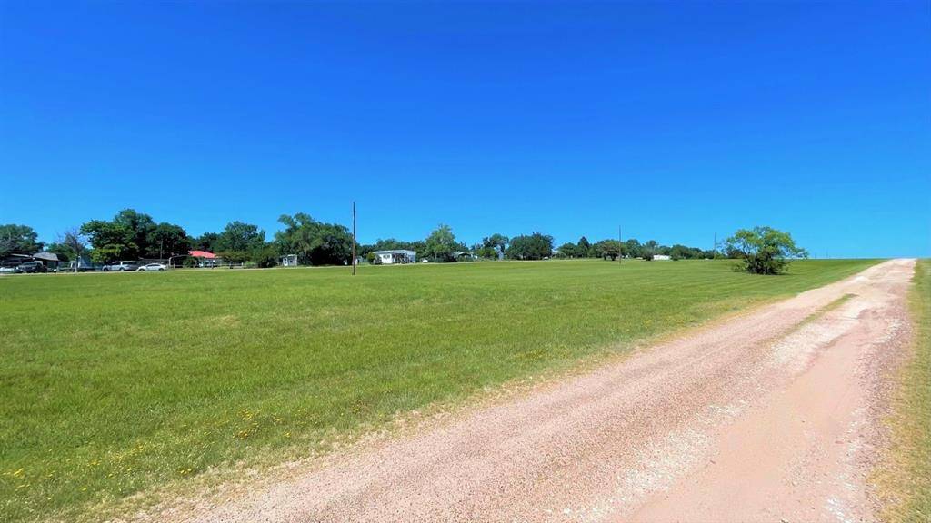 Lots 32-33 Mollybee Drive, Howardwick, TX 79226