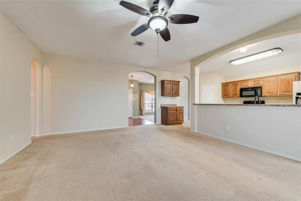 2801 Redwood Street, Royse City, TX 75189