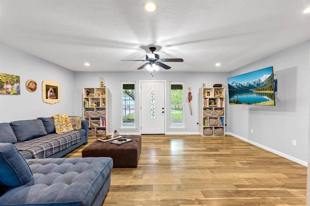 2799 State Highway 276, Emory, TX 75440