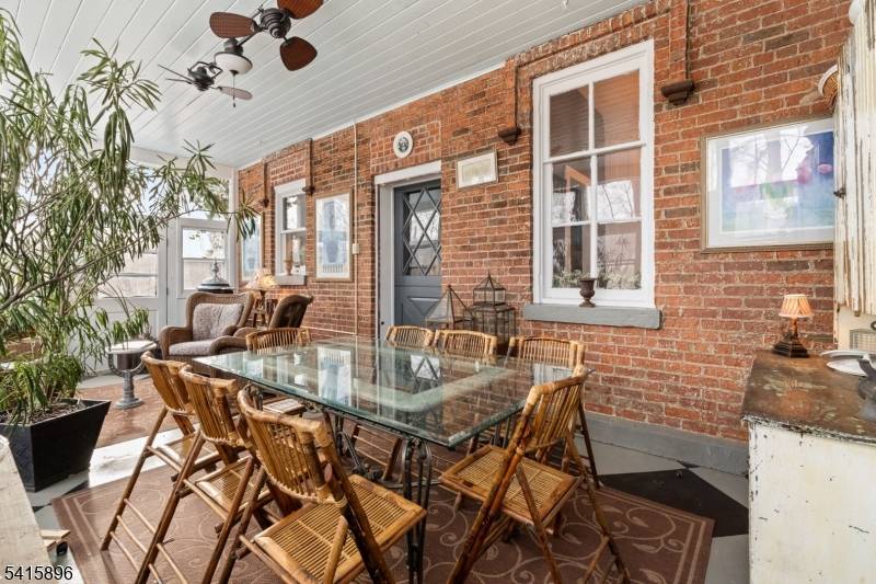 20 Belvidere Ave, Oxford Twp., NJ 07863