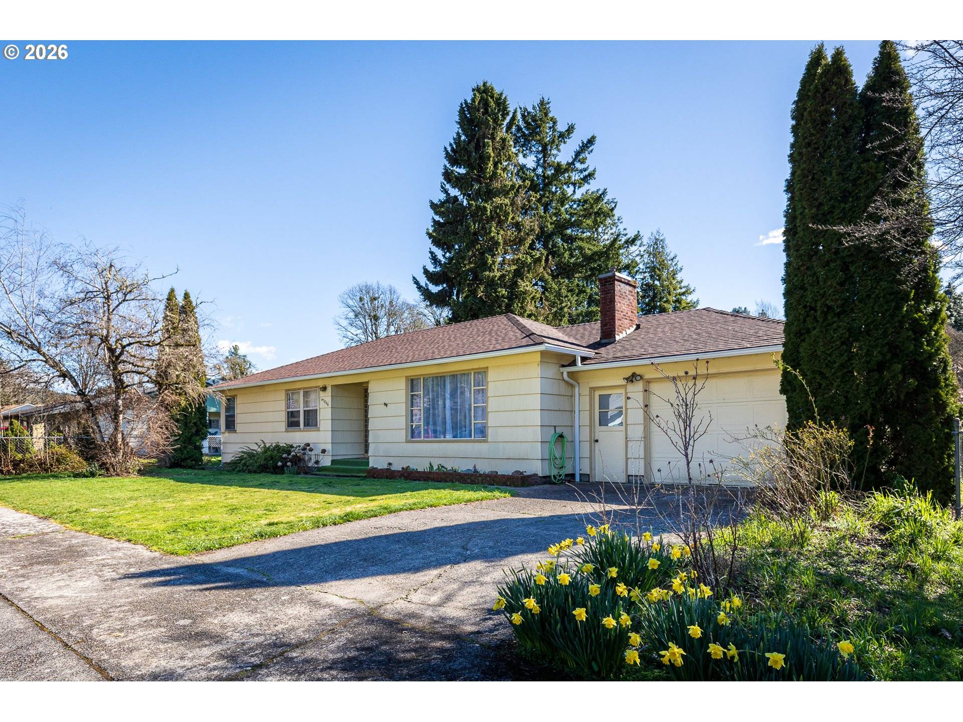 47866 W 1ST ST, Oakridge, OR 97463