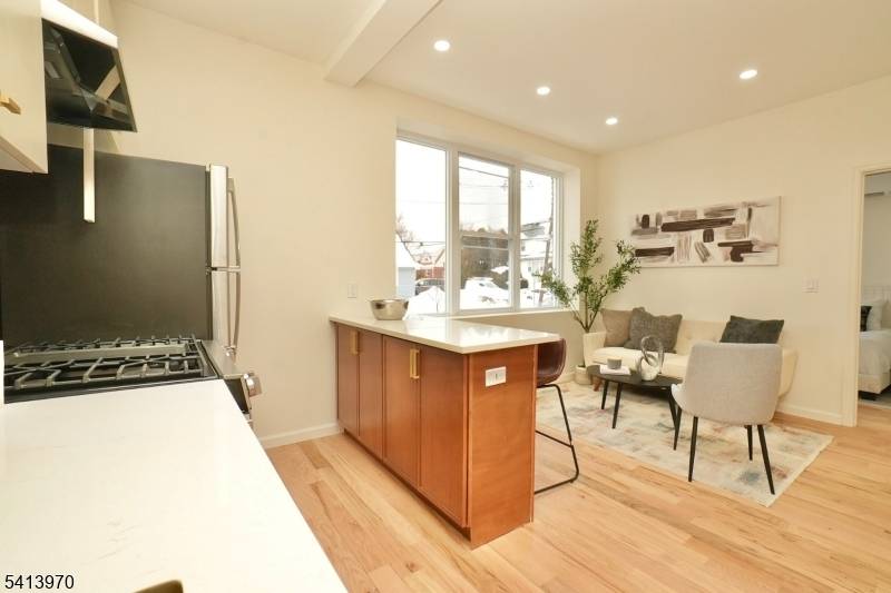 15 Palisade Ave  Unit 1 #1, Bogota Boro, NJ 07603