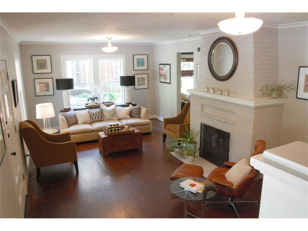 2212 Lipscomb Street, Fort Worth, TX 76110