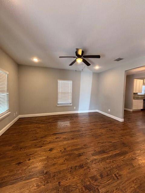 704 S Clinton Avenue, Dallas, TX 75208